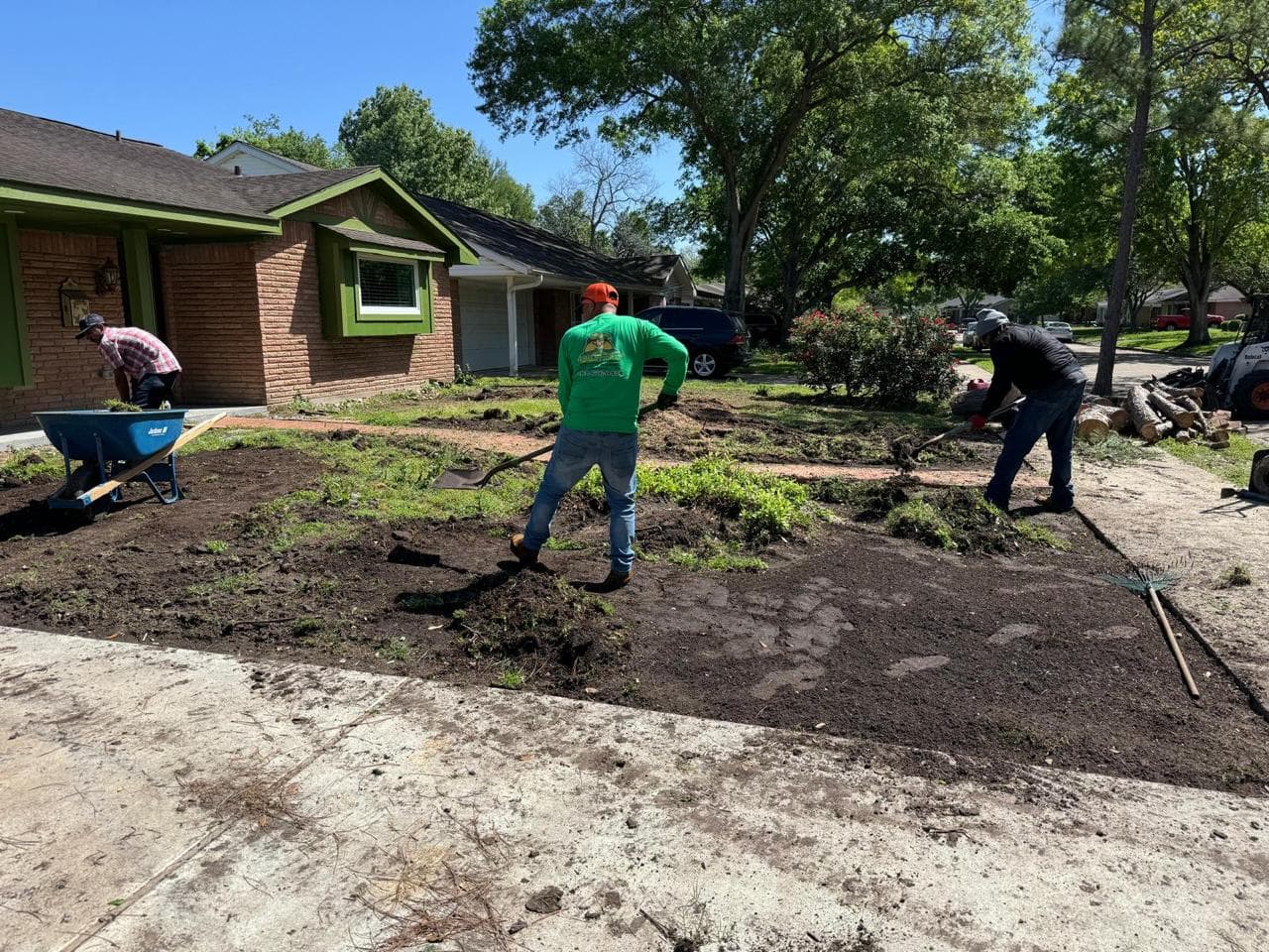 Job photograph from an EG Tree Services landscaping and property improvement job in the Cleveland, Texas area