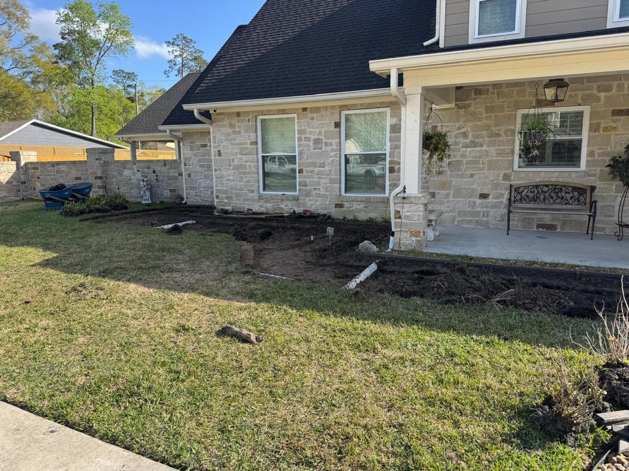 Job photograph from EG Tree Services tree work in the Cleveland, Texas area